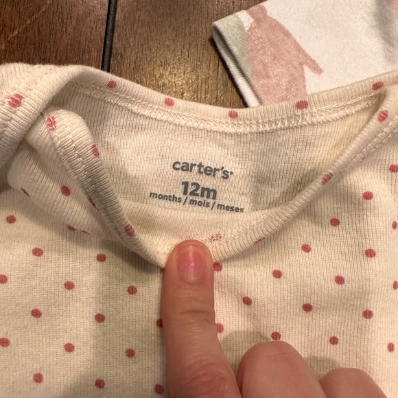 Like New! 2 onesies sz 12months - Picture 3 of 3